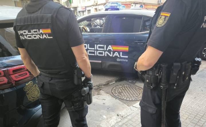 Rescatan a un joven tras caer cinco plantas en Son Gotleu