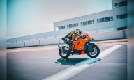 KTM 990 RC R unveiled globally, marks brand’s return to the supersport segment