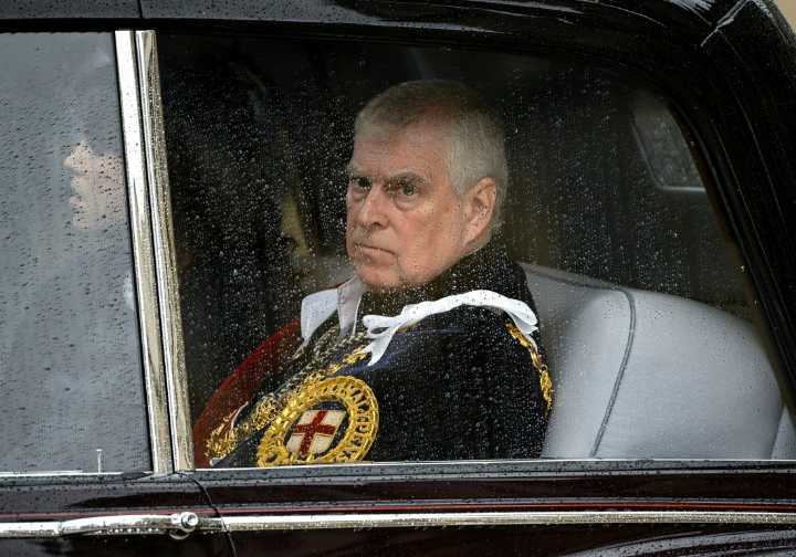 Cele|bitchy | Prince Andrew has given up his royal titles & honors, but he’s keeping Royal Lodge