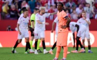 Sevilla despedazó al Barcelona por 4-1 y lo saca de la punta de LaLiga