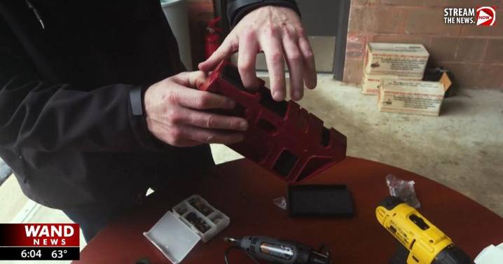 Violence Policy Center says Illinoisans may be using Type 07 federal firearms licenses to evade gun laws, buy weapons in bulk