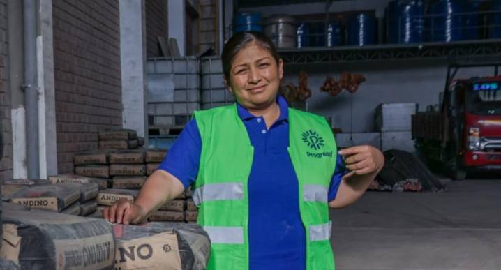 Haydée, ferretera de Huancayo: “Mi primera venta fue un kilo de clavos” En los inicios de su ferretería solo vendía cien soles, pero nunca se rindió y resalta que para fidelizar a los clientes hay que