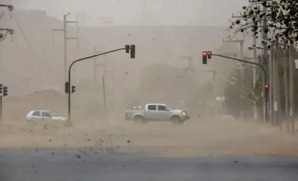 Extreman precaución en rutas por viento en Chubut