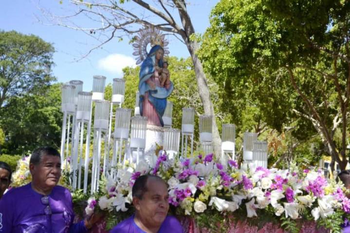 Misa Solemne en honor a Nuestra Señora del Pilar congregó a autoridades regionales, municipales y feligresía