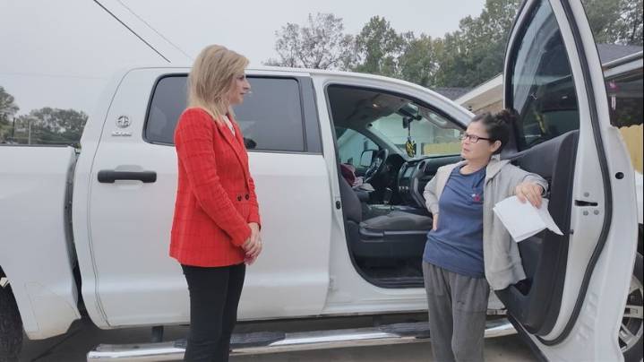 Truck owner requests refund when repairs take longer than quoted time