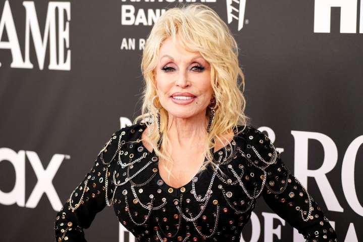 Country music world praying for Dolly Parton amid ongoing health challenges