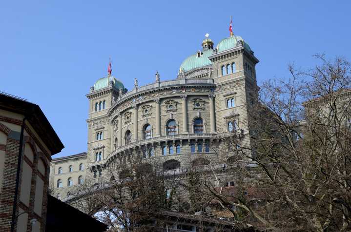 Switzerland court rules 20 billion Credit bonds write