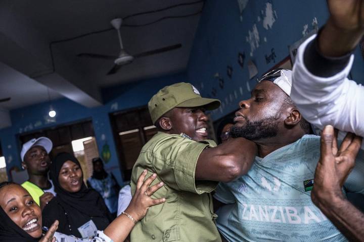 Tanzania impone toque de queda en su principal ciudad tras elecciones violentas