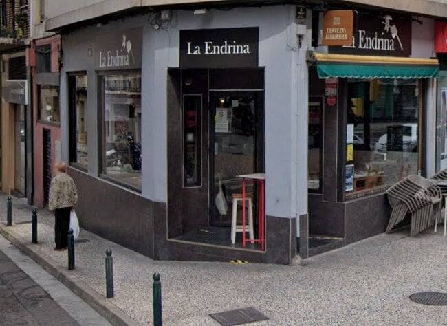 Agreden a un Policía en un bar La Endrina de Zaragoza y termina indemnizado con casi 9.000 euros
