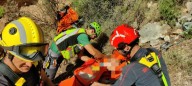 Bomberos de la Diputación rescatan a una senderista que se había precipitado en los Estrechos del Ebrón, entre Tormón y El Cuervo