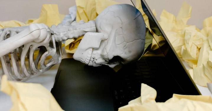 Copy, paste, quit? Mundane tasks push workers to the brink