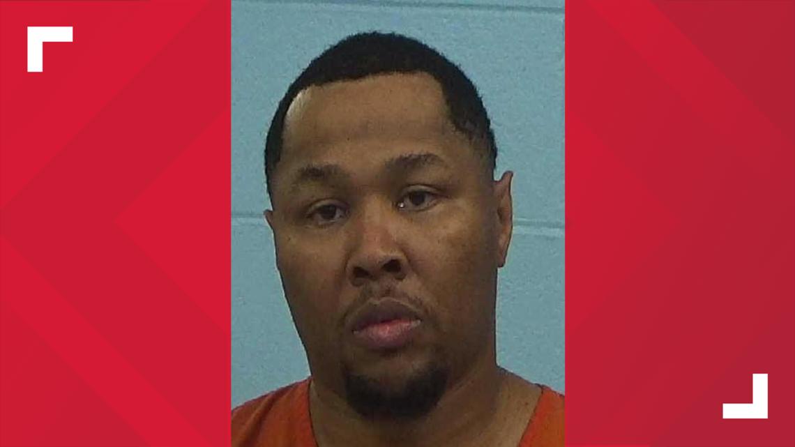 Central Texas man charged in 'rigged poker' scheme tied to former NBA players