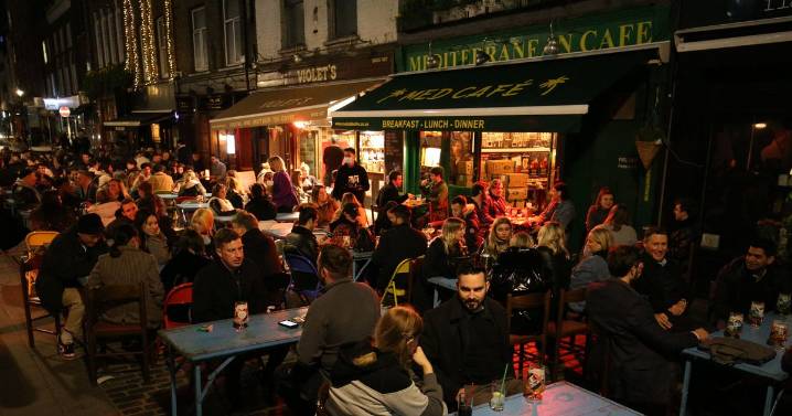 Central London café and restaurant face council closure for 2nd time in year