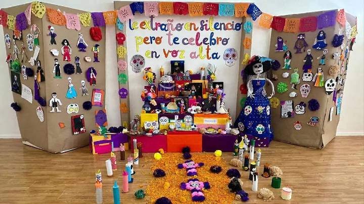Hospital de Salud Mental de Tijuana recuerda a víctimas de suicidio con altar de Día de Muertos
