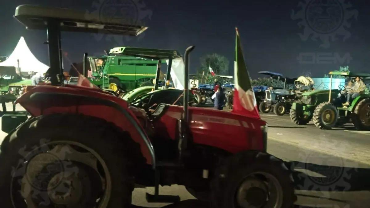 Bloqueo en carretera San Miguel–Comonfort sigue; productores exigen respuesta
