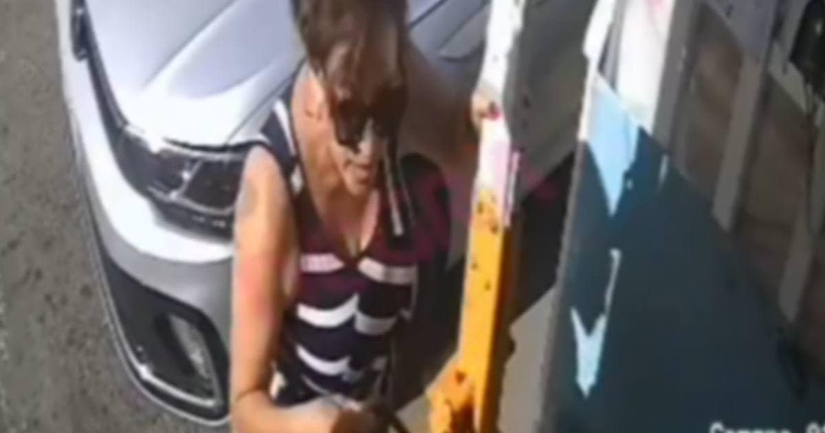 Video: Vecina insulta a guardia tras no pagar seguridad en fraccionamiento
