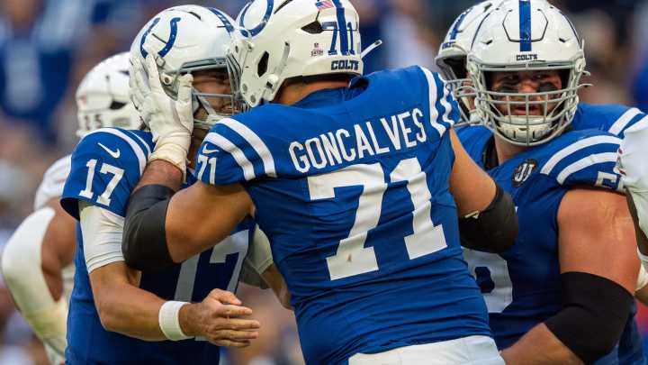 Colts starting RG Matt Goncalves reveals he lost his father, William