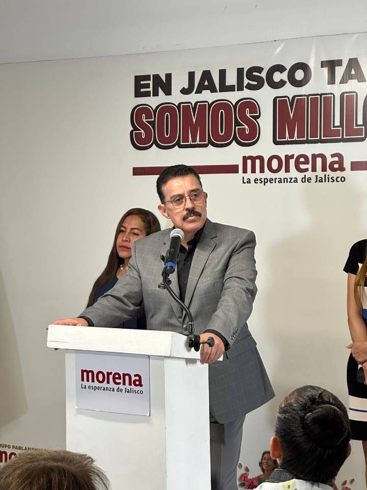 Gestiona Lomelí apoyos federales a familias afectadas por inundaciones en Puerto Vallarta