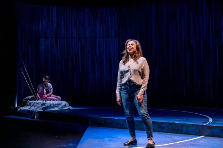 Review: "Hundreds and Hundreds of Stars" by Timeline Theatre