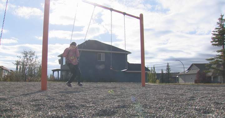Alberta special needs families say they’re left in lurch during teachers’ strike