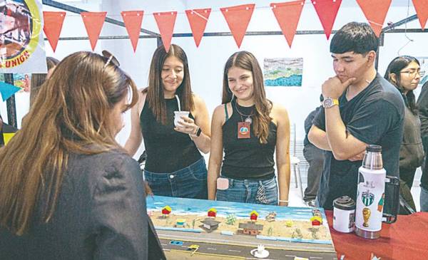 Concurrida participación en la Jornada del Estudiante Solidario