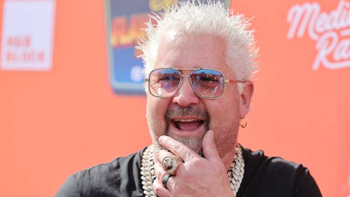 Guy Fieri opens new Phoenix restaurant at Sky Harbor