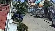 VIDEO: patrulla de Carabineros no respetó un Disco Pare y chocó a carabineros de franco