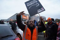 Organizing Amazon Should Be a Priority for Labor Globally