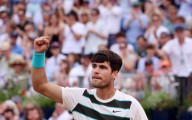 Alcaraz vuelve a tumbar a Fritz y espera a Sinner o Djokovic