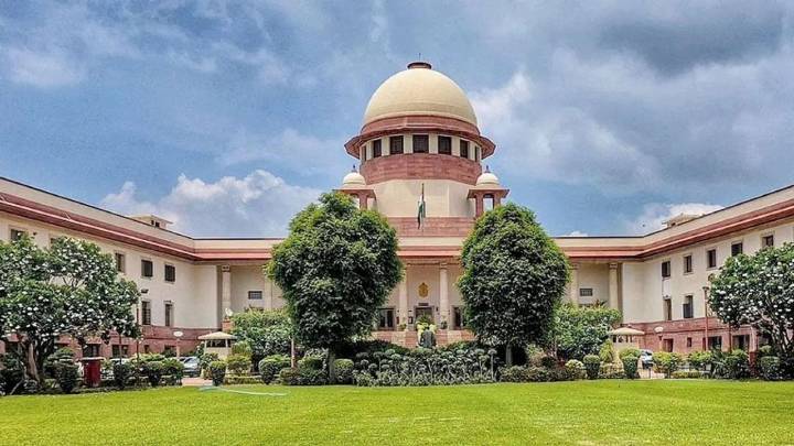 Maharashtra: Supreme Court shocked over decade-long pending trials across state