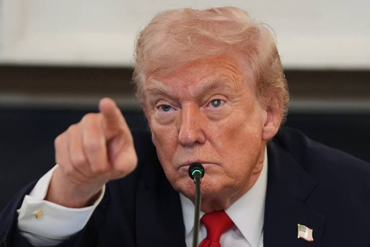 Trump to sign deal with Finland to build 11 new icebreaking ships