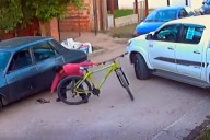 Encontró una billetera en la calle, la levantó y realizó gastos con la tarjeta