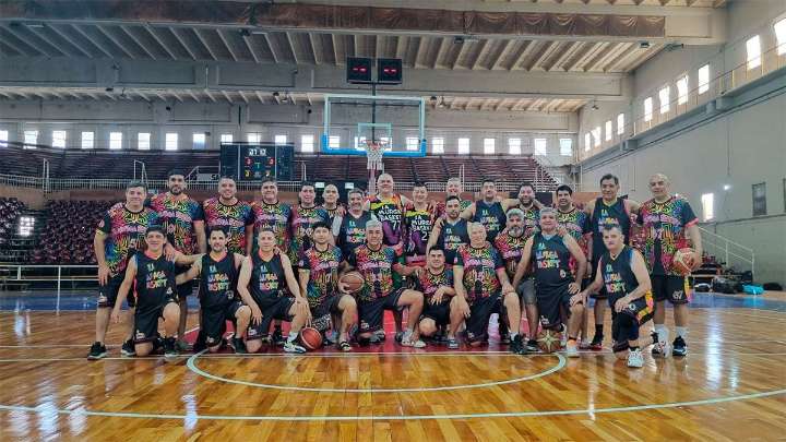 Santiagueños brillaron en el Torneo Regional de Maxi Basket en Salta