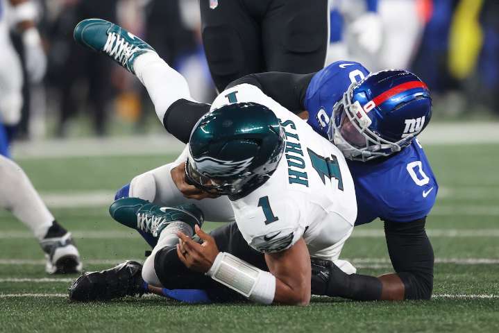 Eagles offense 'predictable' says Lane Johnson after 34