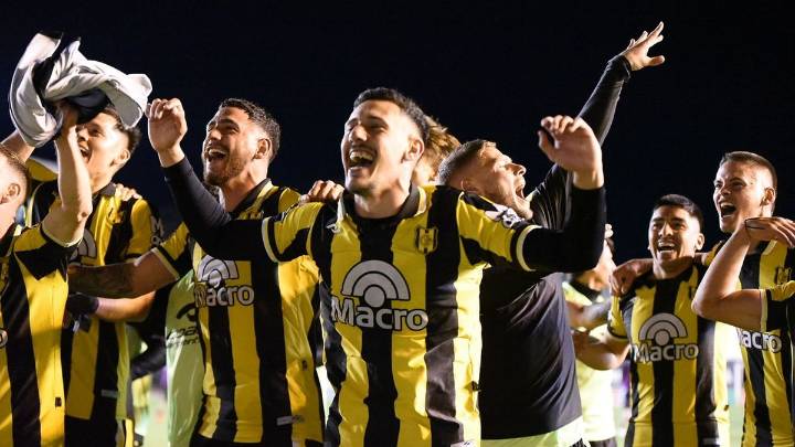 Deportivo Madryn va en busca de un ascenso histórico al fútbol grande