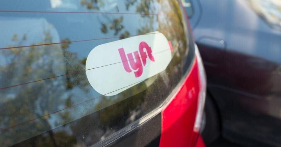 Woman picked up by rideshare driver is shot dead by passerby in St. Louis
