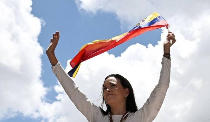 María Corina Machado, la voz venezolana que conquistó el Nobel de la Paz 2025