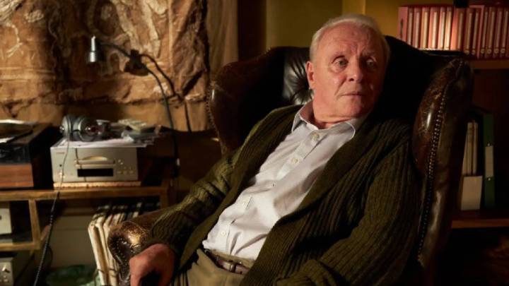 Anthony Hopkins (87) confiesa que su alcoholismo le llevó a conducir inconsciente y casi a matar a una familia