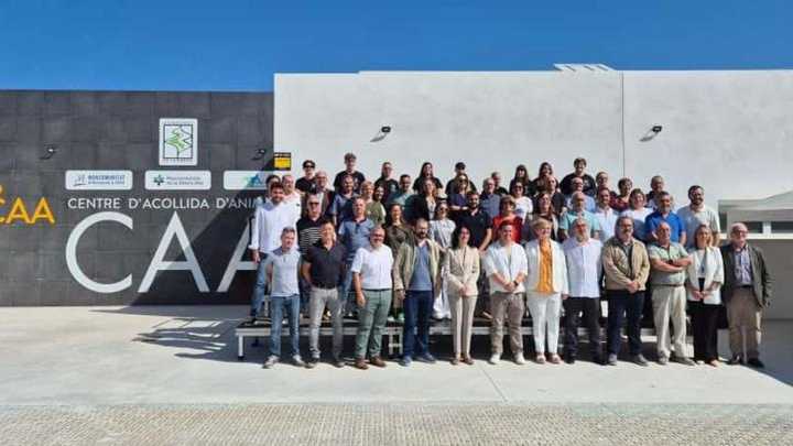 El primer refugio mancomunado de animales abandonados implanta un nuevo modelo en 61 municipios de la Ribera y la Safor