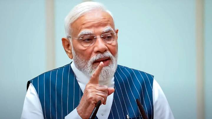 Bihar polls: Modi slams Mahagathbandhan as 'Lathbandhan' after Opposition names Tejashwi Yadav as CM face