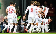 Teen Noahkai Banks scores first Bundesliga goal