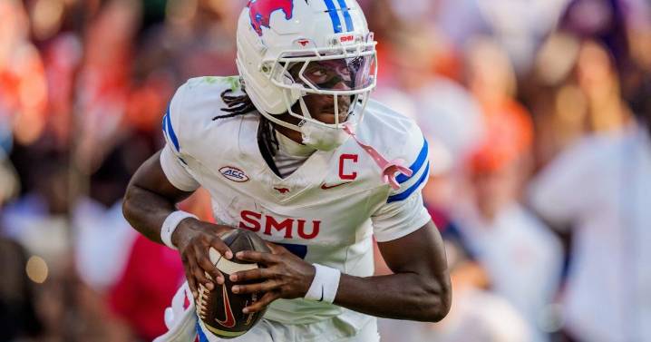 ACC NOTEBOOK Ranked league powers hit the road