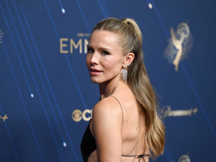 Kristen Bell Sparks Major Backlash After Posting Photo of Dax Shepard With Their Daughter