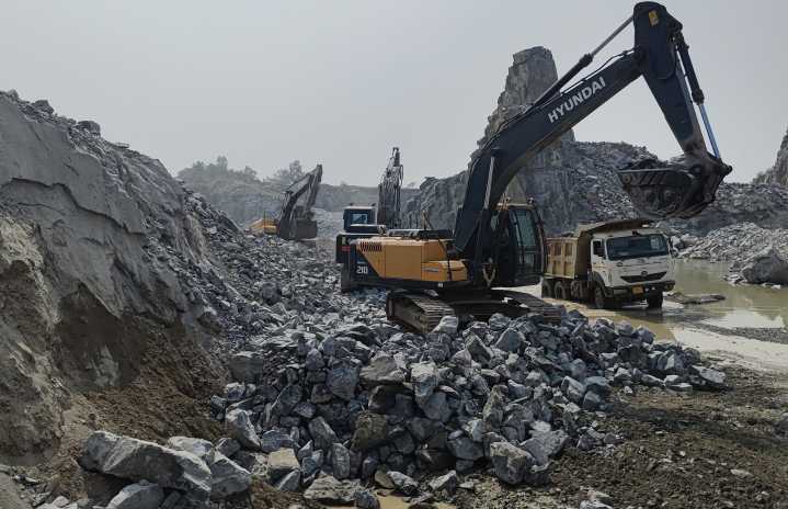 Admin cracks down on illegal mining following local protest
