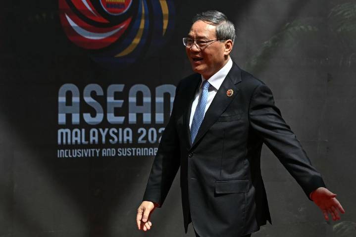 Australia’s Albanese discusses US minerals deal, jet incident with China’s Premier Li