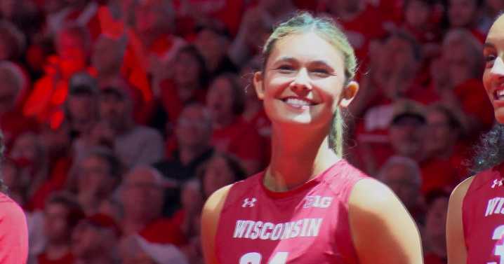 Badgers setter Fuerbringer to miss time with injury