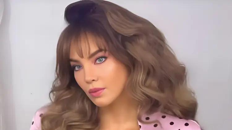 Belinda brilla en su debut teatral con Mentiras All Stars en CDMX