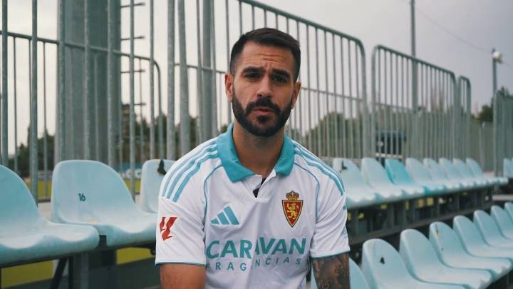 «Es una plantilla de cadáveres sin alma, el Zaragoza se muere», Insua visita al Sporting en la peor crisis de la historia de su club