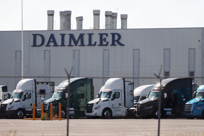 Daimler Truck's North America sales shrink in Q3