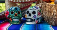 El Día de Muertos generará una derrama récord de 49,500 mdp en 2025, según Concanaco; la venta de cempasúchil, pan de muerto, disfraces y turismo impulsa a miles de negocios en México